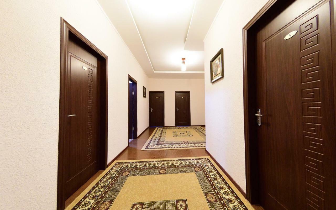 Zlata Inn Tamchy Exterior photo